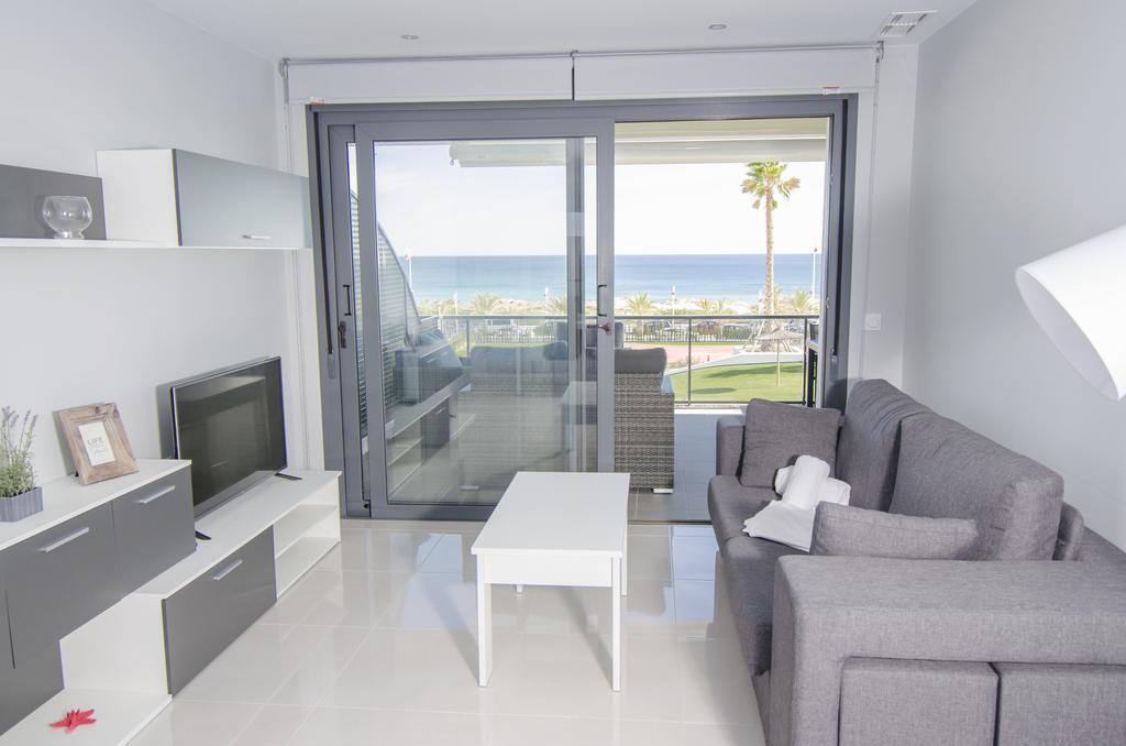 Apartamento Ocean View By Mar Holidays Arenales del Sol Habitación foto