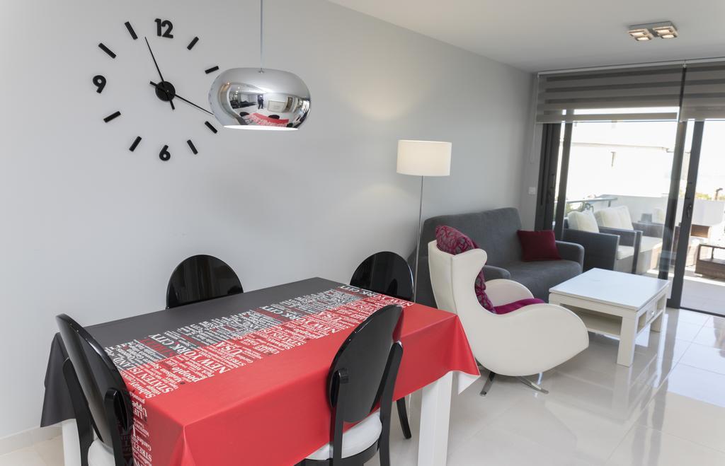 Ocean View By Mar Holidays Arenales del Sol Exterior foto